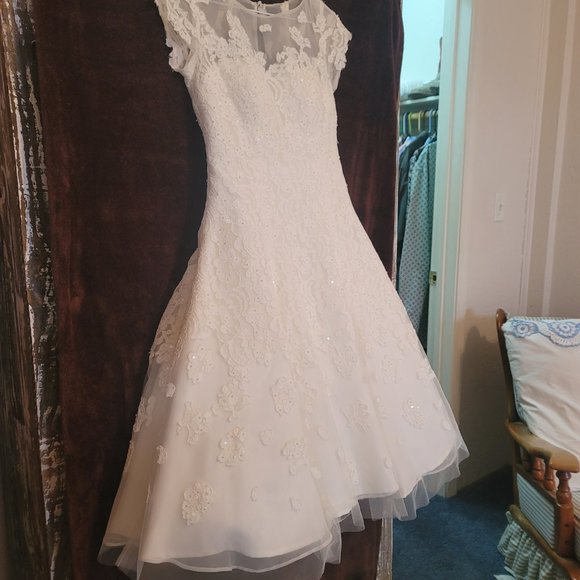 Oleg Cassini cap sleeve illusion wedding dress STYLE# CMK513 - Picture 7 of 11